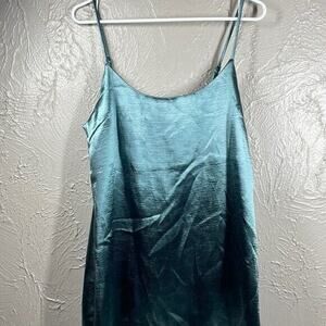 UO SILENCE + NOISE Silver Green Camisole Mini Night‎ Dress Strappy Silky Medium